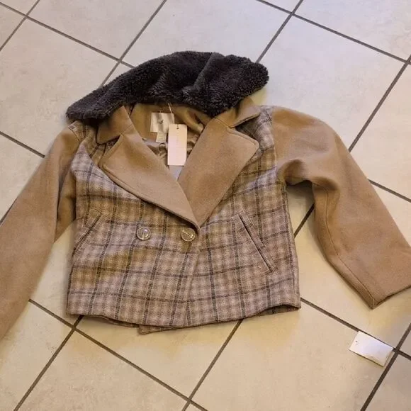 NWT Rachel Parcell Camel Plaid Cropped Coat Polyester Wool Blend Size XS - Picture 2 of 12